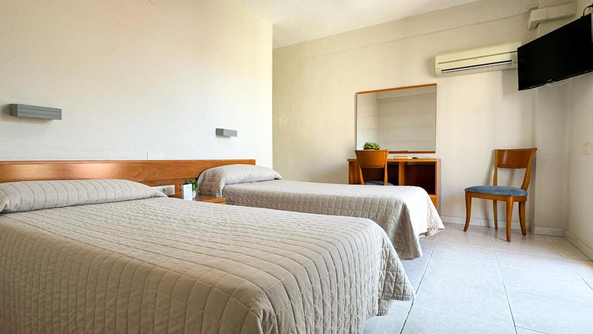 Hotel Safari Gandía Esterno foto